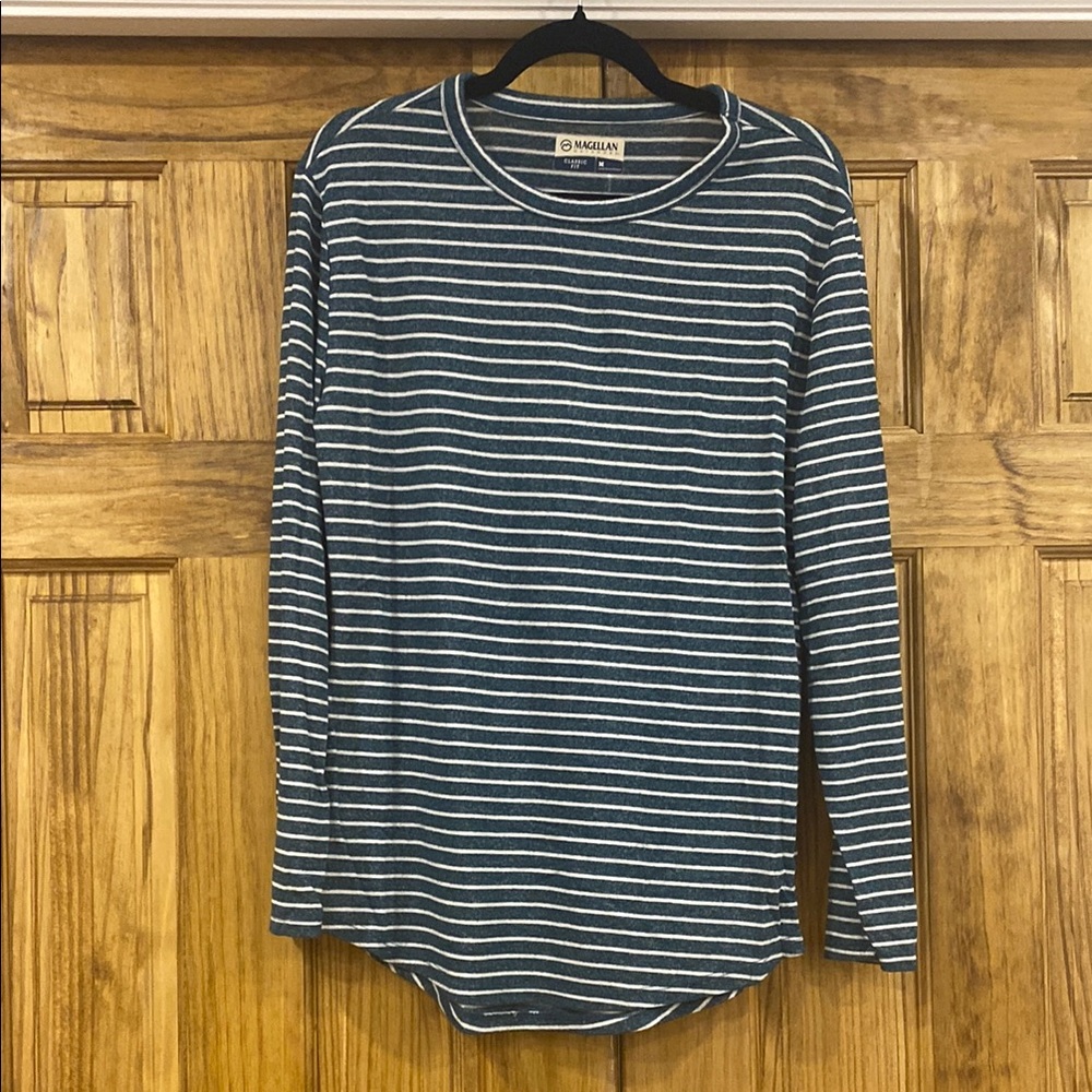⚡️3 for $15⚡️Magellan Outdoors Teal/White Striped Long Sleeve Size medium-EUC
